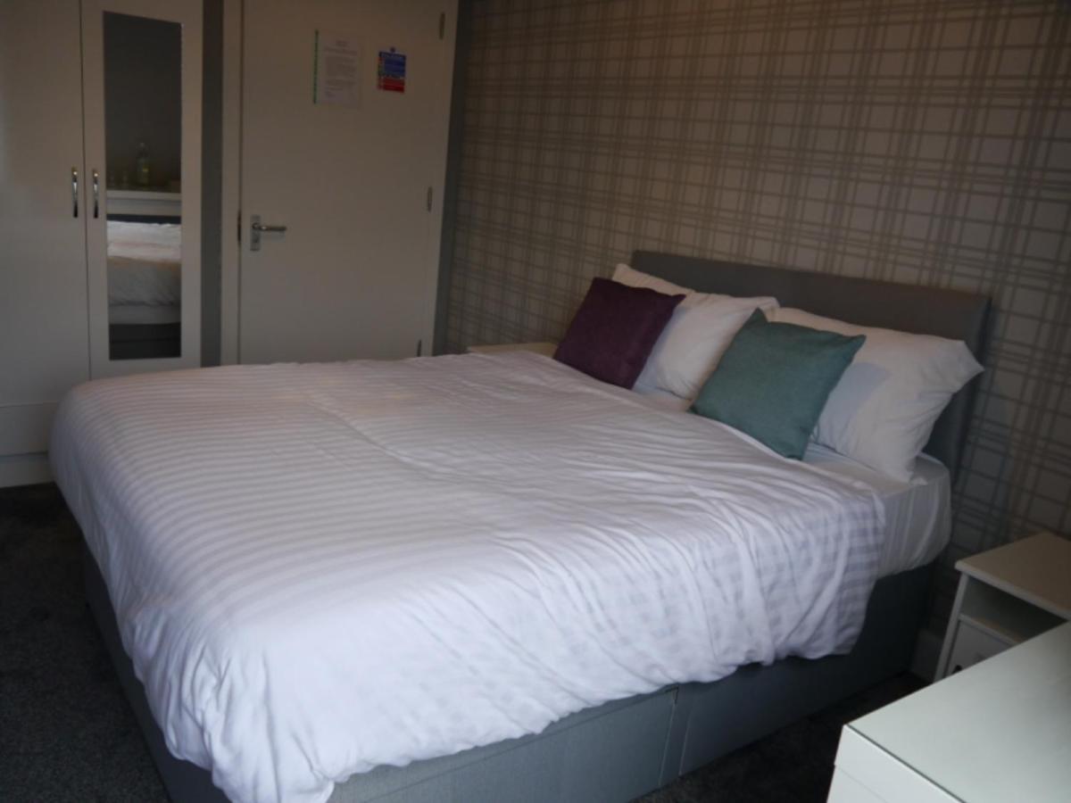 Caledonian Rooms Bellshill Ngoại thất bức ảnh